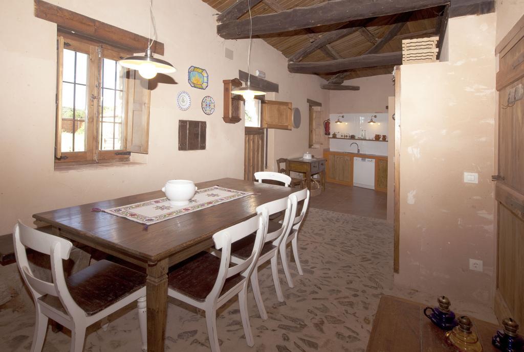 Casa Rural Las Aguedas Murias de Rechivaldo Eksteriør billede